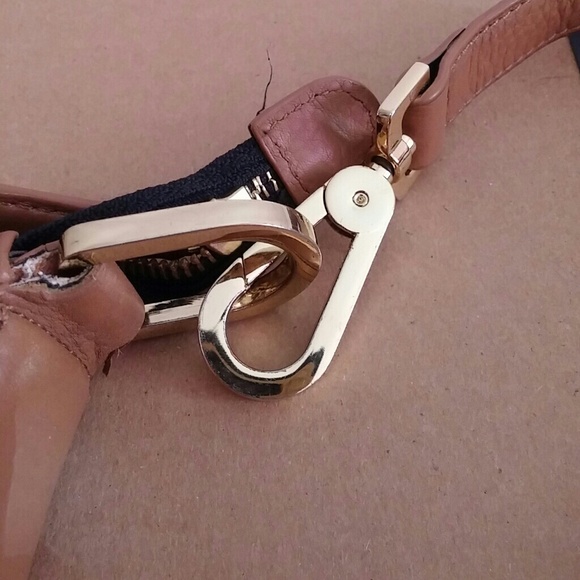 Handbag - Picture 5 of 7